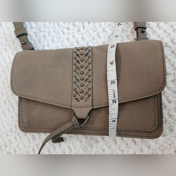 Lucky Brand Wallet Crossbody - Picture 8 of 10